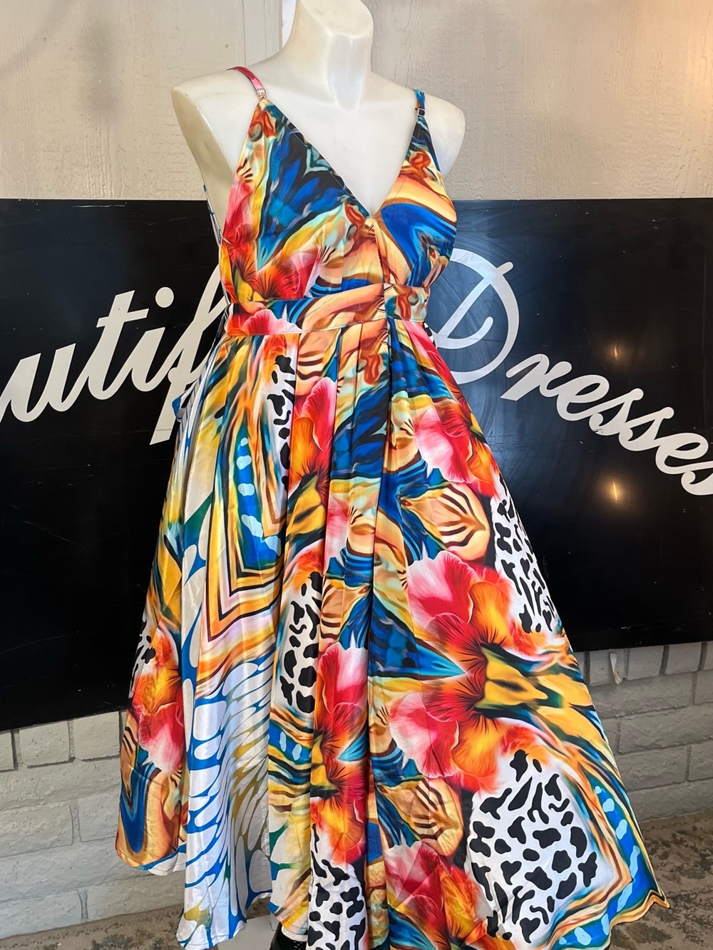 Multicolor Floral & Abstract Print Maxi Dress with V-Neck